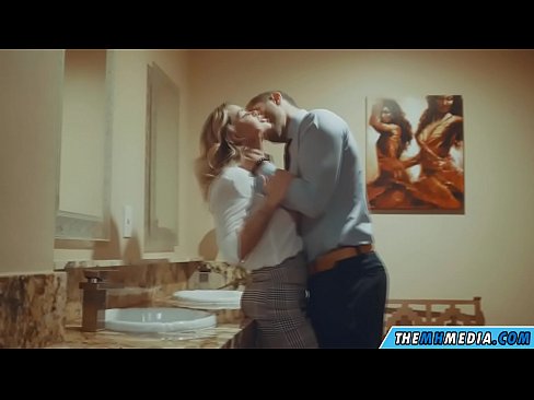 ❤️ Thaum ib tug busty blonde ntxias koj nyob rau hauv ib tug pej xeem chav dej ❤️  Porno vk  ntawm hmn.xxxsexjav.ru%